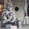 Cozy And Warm Rustic Farmhouse Christmas Decorating Ideas 25
