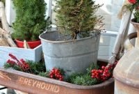 Cozy And Warm Rustic Farmhouse Christmas Decorating Ideas 27