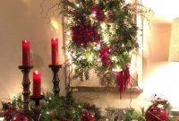 Cozy And Warm Rustic Farmhouse Christmas Decorating Ideas 39