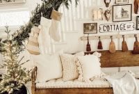 Elegant DIY Christmas Decor Ideas With Vintage Style 24