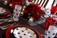 Fabulous Christmas Decor Ideas To Elevate Your Dining Table 04