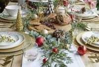 Fabulous Christmas Decor Ideas To Elevate Your Dining Table 10