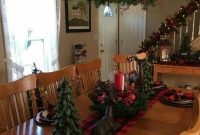 Fabulous Christmas Decor Ideas To Elevate Your Dining Table 33