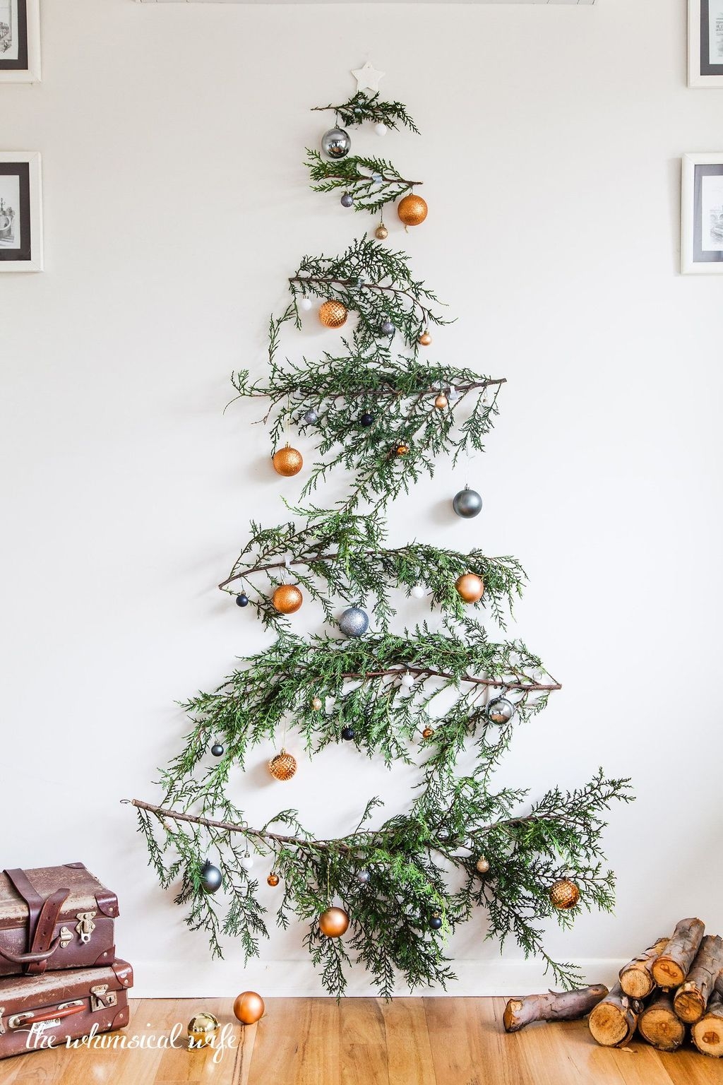 Festive Christmas Wall Trees To Copy Right Now 05