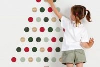 Festive Christmas Wall Trees To Copy Right Now 12