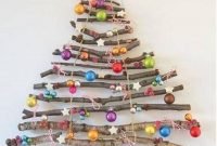 Festive Christmas Wall Trees To Copy Right Now 19