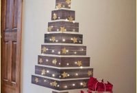 Festive Christmas Wall Trees To Copy Right Now 25