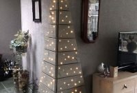 Festive Christmas Wall Trees To Copy Right Now 32