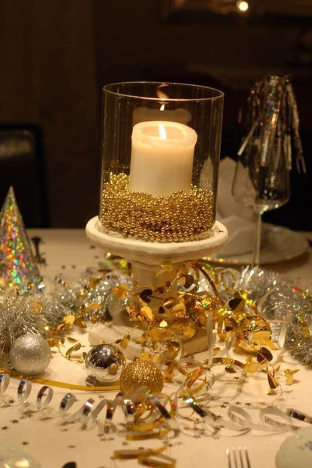 Glamorous New Year's Eve Party Decor Ideas 08