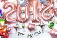 Glamorous New Year's Eve Party Decor Ideas 24
