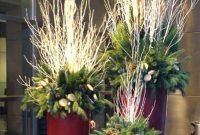 Gorgeous Outdoor Christmas Decorations To Make The Season Bright 43