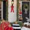 Gorgeous Outdoor Christmas Decorations To Make The Season Bright 44