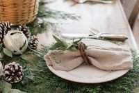 Inspiring Christmas Table Decoration For All Your Holiday Parties 01