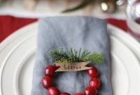 Inspiring Christmas Table Decoration For All Your Holiday Parties 38