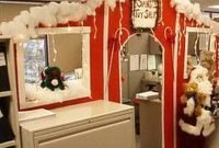 Latest Christmas Office Decoration Ideas You Should Try 12