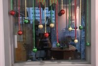 Latest Christmas Office Decoration Ideas You Should Try 22