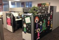 Latest Christmas Office Decoration Ideas You Should Try 32