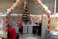 Latest Christmas Office Decoration Ideas You Should Try 34