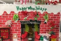 Latest Christmas Office Decoration Ideas You Should Try 35