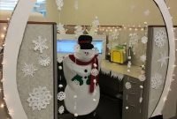 Latest Christmas Office Decoration Ideas You Should Try 36