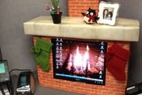 Latest Christmas Office Decoration Ideas You Should Try 42