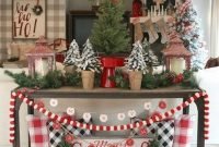 Marvelous Christmas Decoration For Your Interior Design 03