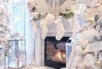 Marvelous Christmas Decoration For Your Interior Design 42