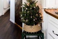 Most Inspiring Holiday Decoration Ideas For Your RV 04