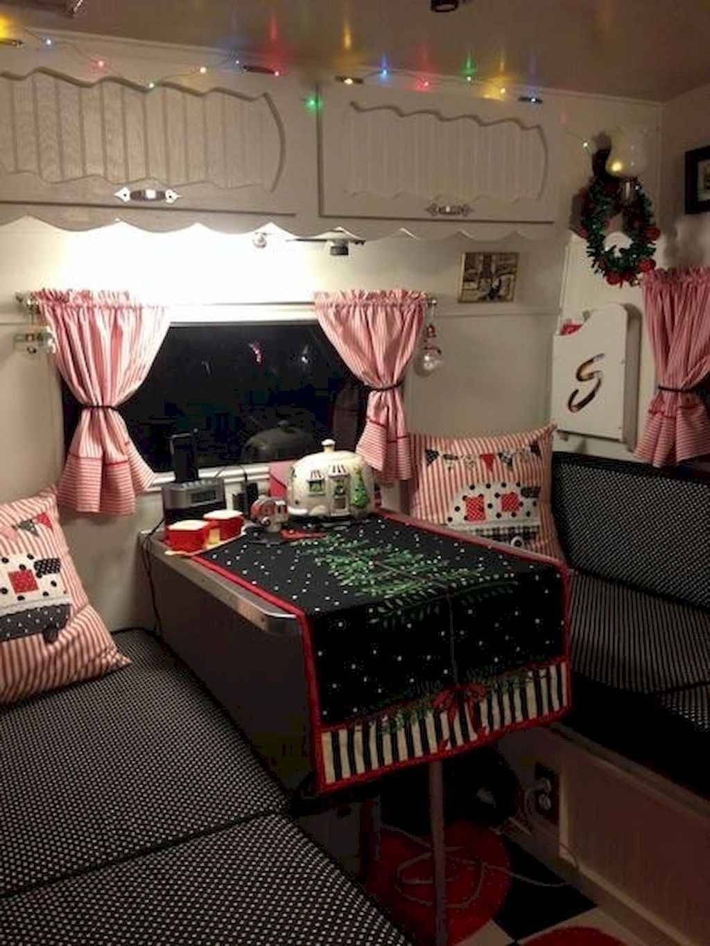 Most Inspiring Holiday Decoration Ideas For Your RV 18