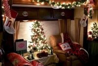 Most Inspiring Holiday Decoration Ideas For Your RV 35