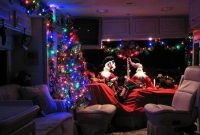 Most Inspiring Holiday Decoration Ideas For Your RV 45