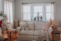 Outstanding Christmas Decorated For Living Room To Inspire 29