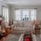 Outstanding Christmas Decorated For Living Room To Inspire 29