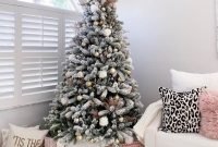 Outstanding Christmas Decorated For Living Room To Inspire 36