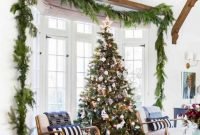 Outstanding Christmas Decorated For Living Room To Inspire 38