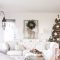Outstanding Christmas Decorated For Living Room To Inspire 40