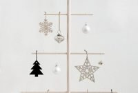 Perfectly Amazing DIY Christmas Tree Alternatives Ideas 20