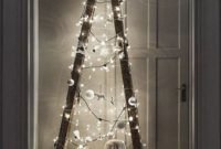 Perfectly Amazing DIY Christmas Tree Alternatives Ideas 21