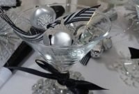 Stylish New Years Eve Table Decoration Ideas For NYE Party 07