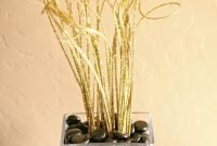 Wonderful Black And Gold New Years Eve Party Decoration Ideas 41