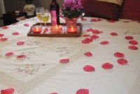Beautiful And Romantic Valentine’s Day Bedroom Design Ideas 01