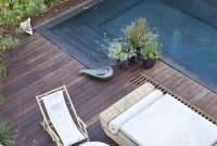 Comfy Pool Seating Ideas For Your Outdoor Decoration 11