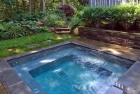 Comfy Pool Seating Ideas For Your Outdoor Decoration 33
