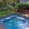 Comfy Pool Seating Ideas For Your Outdoor Decoration 33