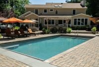Comfy Pool Seating Ideas For Your Outdoor Decoration 50