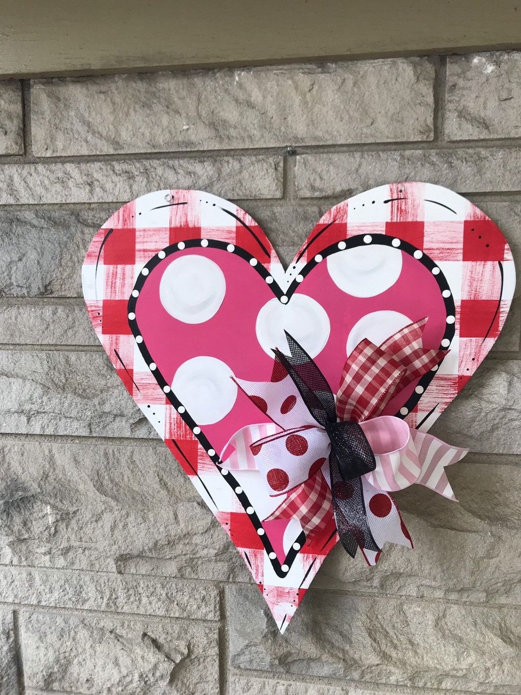 Cute Valentine Door Decorations Ideas To Spread The Seasons Greetings 50