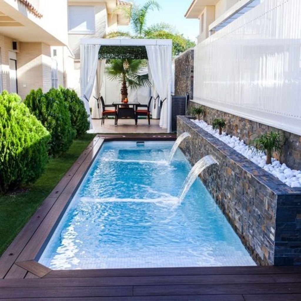 Extraordinary Small Pool Design Ideas For Small Backyard 19