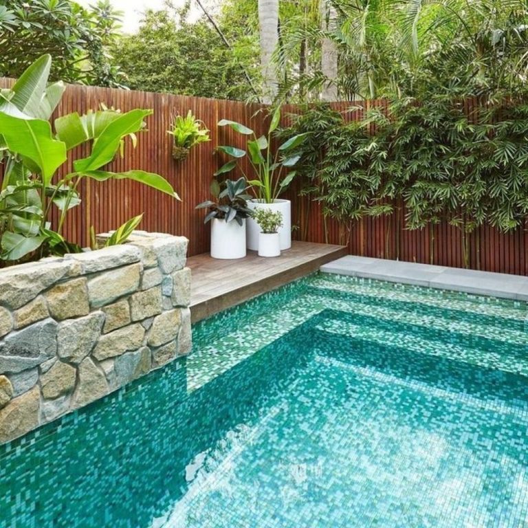 20+ Extraordinary Small Pool Design Ideas For Small Backyard