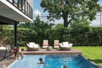 Extraordinary Small Pool Design Ideas For Small Backyard 50