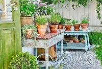Fascinating Cottage Garden Ideas To Create Cozy Private Spot 27